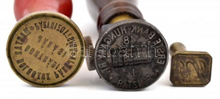 2 db bélyegző (MDP, régi Erste bank) + egy pecsétnyomó