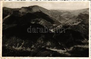 1942 Gyergyószentmiklós, Gheorgheni; Gyilkos-tó környéke / Lacul Rosu / lake, mountains, road (EK)
