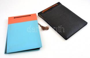 2 db érintetlen fotóalbum, fekete és kék fedőlappal.