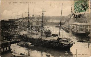 1907 Brest, Entrée du Port de Guerre / French Navy (Marine Nationale), naval base, battleships. Collection H. Laurent. TCV card (EK)