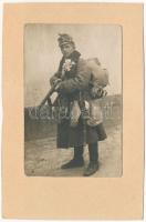 1916 Keszegh Sándor, a cs. és kir. komáromi 12. gyalogezred önkéntes szakaszvezetője 19 éves korában a harctérre indulás előtt, teljes menetfelszerelésben fehér virággal / WWI K.u.K. Hungarian soldiers in full gear with white flower. photo