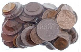 Vegyes 520g-os külföldi fémpénz tétel T:vegyes