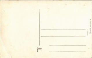 Ramallah woman. photo (EB)