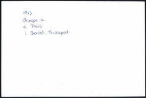 1973 Benkő Imre (1943-): Lehunyja két szemét a ház..., hátoldalon feliratozott fotó, 15×23 cm