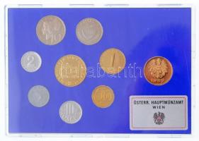 Ausztria 1982. 2gr-20Sch (8xklf) forgalmi sor + Bécsi Verde zseton műanyag tokban T:1 Austria 1982. 2 Groschen - 20 Schilling (8xdiff) coin set + Mint of Wien token in plastic case C:UNC