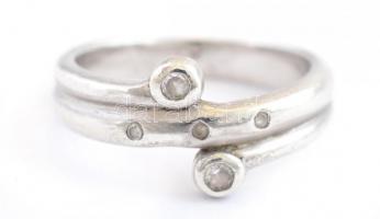 Ezüst(Ag) ötköves gyűrű, jelzett, deformációval, méret: 50, bruttó: 3,72 g