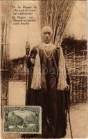 1934 Le Regent de l'Urundi en costume traditionnel / De Regent van Urundi in traditioneele dracht / Regent of Ruanda-Urundi in traditional costumes, African folklore. TCV card, 1934 Afrikai folklór. TCV card