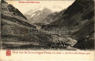 Saint-Pierre, Une vue de la montagne Pelée, Les mules (1902) / mountains
