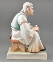 Zsolnay szalonnázó paraszt, kézzel festett, jelzett, hibátlan, m: 35 cm