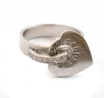 Ezüst(Ag) szíves gyűrű, Bulgari jelzéssel, méret: 56, bruttó: 4,59 g
