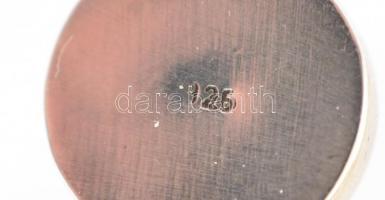 Ezüst(Ag) nyaklánc, türkiz medállal, jelzett, h: 44 cm, d: 1,5 cm, bruttó: 5,81 g