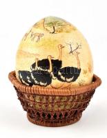 Afrikai festett strucctojás, fonott kosárban, tojás mérete: m: 17 cm, d: 12 cm