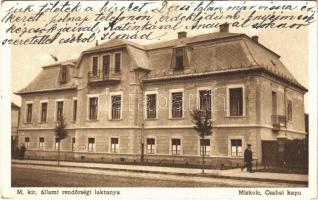 1936 Miskolc, M. kir. állami rendőrségi laktanya, Csabai kapu. Grünwald Ignác kiadása. Fotó fényképészeti műterem felvétele (EK)