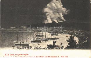 Saint-Pierre, avec le Mont Pelée qui fit éruption le 7 mai 1902 / the Mount Pelée before the eruption, coast, ships (EK)