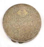 Ezüst(Ag) ornamentikus mintával díszített púdertartó, jelzett, d: 6 cm, bruttó: 54,4 g