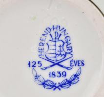 Herendi Viktória mintás porcelán bonboniere, kézzel festett, jelzett, apró kopásokkal, 4,5x6,5 cm