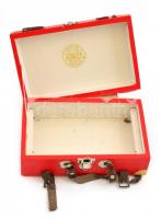 Mini koffer Gerbeaud, Dunapalota, Malért stb. címkével, sérült állapotban, 10x16,5x6 cm