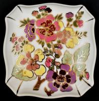 Zsolnay pillangó mintás bonbonniere. Kézzel festett, jelzett, hibátlan. 11x11 cm