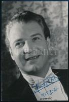 1955 Kárpáthy Zoltán (1921-1967) színész aláírása őt ábrázoló fotón