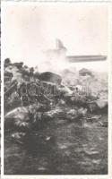 Második világháborús lelőtt katonai repülőgép roncsai megégett holttestekkel / WWII destroyed military aircraft with burnt dead bodies. photo