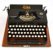 cca 1930-40 Naumann Erika írógép, magyar billentyűzettel, dobozban, kopott, 28x12x31 cm / ca 1930-40 Naumann Erika typewriter, with hungarian keyboard, with case, with some wear, 28x12x31 cm
