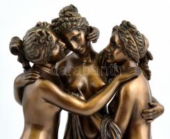 A három grácia, antikolt modern asztali (műgyanta?) szobor, jelzett, kis kopásnyomokkal, m: 30 cm