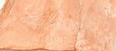 id. Szabó István (1903-1992): Női arc, terrakotta szobor, jelzett, m: 26 cm