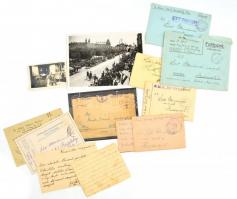 I. világháborús, 10 db kézzel írott feldpostos levél, levelezőlap, boríték, bélyegzésekkel, bélyegekkel + 2 db fotó katonákról, katonai felvonulásról