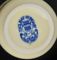 Zsolnay virágmintás kis porcelán kaspó, és virágmintás porcelán kupicás pohárka, kézzel festettek, j...