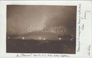 1906 Vesuvio, Mount Vesuvius; eruption at night. photo