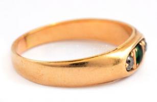 Arany 14K gyűrű smaragddal és brillel. Jelzett, 4,32 g