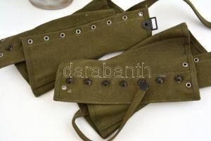 1942 US alumínium kulacs, horpadásokkal, m: 18 cm+Régi amerikai katonai vászon kamásli pár, fűző nél...