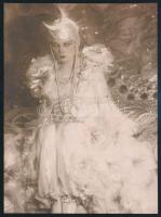 Bajor Gizi (1893-1951) színésznő az Azrában, jelzetlen fotó, 13,5×10 cm