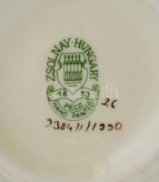 Zsolnay virág mintás váza. Kézzel festett, jelzett, hibátlan. 13 cm