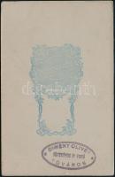 cca 1928 Tata-Tóváros, gyermek ravatalon, Dimény Olivér fényképész és festő pecsétjével ellátott vin...