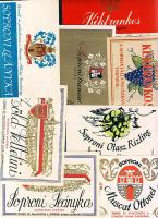 263 db különböző boroscímke