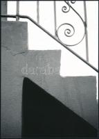 Lépcső. Jelzetlen vintage fotó két méretben 20x30 cm, 9x12 cm