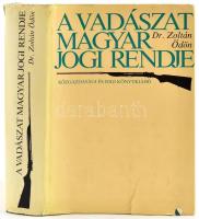 Dr. Zoltán Ödön: A vadászat magyar jogi rendje. Bp., 1978, Közgazdasági és Jogi Könyvkiadó, 799 p. Kiadói egészvászon kötés, kiadói szakadt papír védőborítóban.