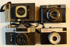 4 db régi fényképezőgép: Zenit, Voszhod, Smena, Zmjog (mind működik)