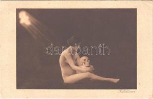 Reflektionen / Erotic nude lady art postcard. Moderne Künstler 410. (EK)