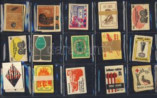 435 darabos magyar gyufacímke-gyűjtemény mappában
