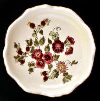 Zsolnay virág mintás hamutál, máz alatti hajszálrepedésekkel, apró kopásnyomokkal, d: 12 cm