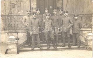 1917 Osztrák-magyar és német katonák csoportja Czernowitzban / WWI German and Austro-Hungarian K.u.K. military, soldiers in Chernivtsi. photo (EK)