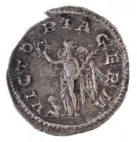 Római Birodalom / Róma / I. Maximinus Thrax 236-238. Denár Ag (3,27g) T:2 kis kitörés / Roman Empire...