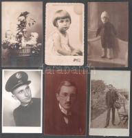 cca 1900-1945 Műtermi fotólapok, férfi, női, gyermek képek, 14×9 cm