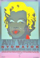 Kemény György (1936-): Andy Warhol nyomatok. Műcsarnok, 1991. Plakát, szitanyomat, papír, jelzés nélkül. Lap tetején ca. 3 cm hosszú szakadással, lap szélén kisebb gyűrődésekkel. 83x58 cm/ Budapest, Andy Warhol exhibition poster, serigraphy (screenprint). With a ca. 3 cm long tear at the top, with some creaes on the sides. 83x58 cm.