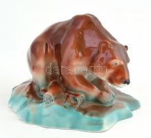 Medve porcelán figura, kézzel festett, jelzés nélkül, hibátlan, 17x15x11 cm