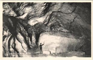 Grotte de Rochefort, La Pierre du Sacrifice / stalactite cave interior, from postcard booklet