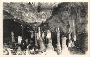 Grotte de Rochefort, Le Jeu de Quilles / stalactite cave interior, from postcard booklet, photo