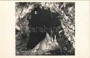 Grotte de Rochefort, LEntrée de La Salle de Sabbat / stalactite cave, entrance, interior, from postcard booklet, photo